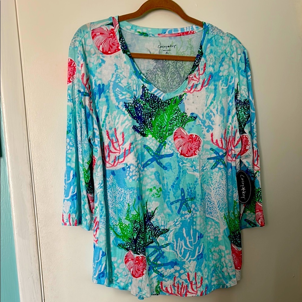 Casey Key XL v-neck coal reef top NWT